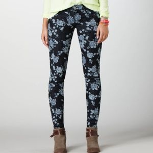 American Eagle Floral Jeans